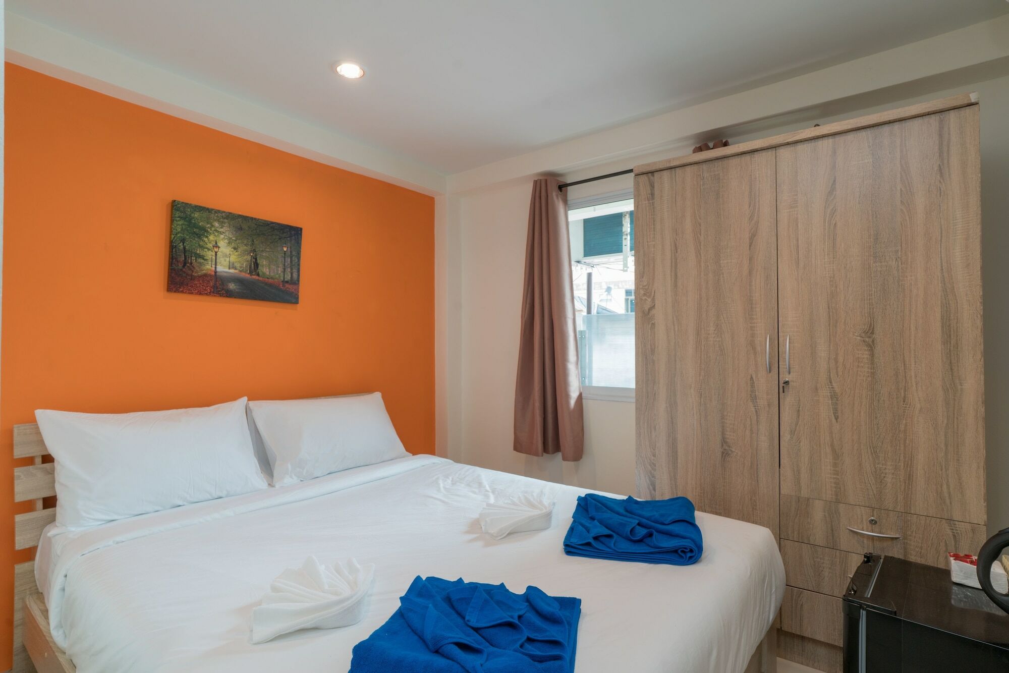 Grey Door Hotel Patong Exterior photo